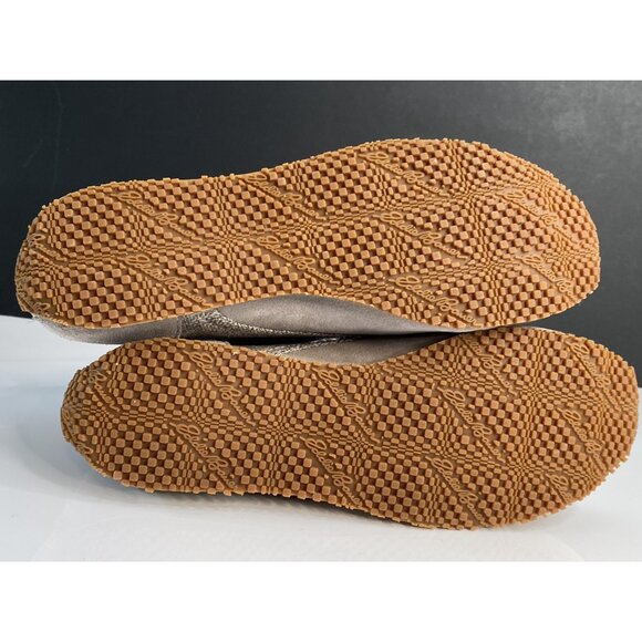 Eddie Bauer Light Gray Suede Transition Chukka Ankle Booties Boots Women’s 8.5 - Picture 12 of 16